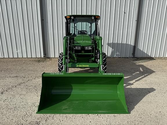 Image of John Deere 5075E equipment image 3