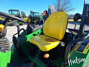 Main image John Deere 5075E 9