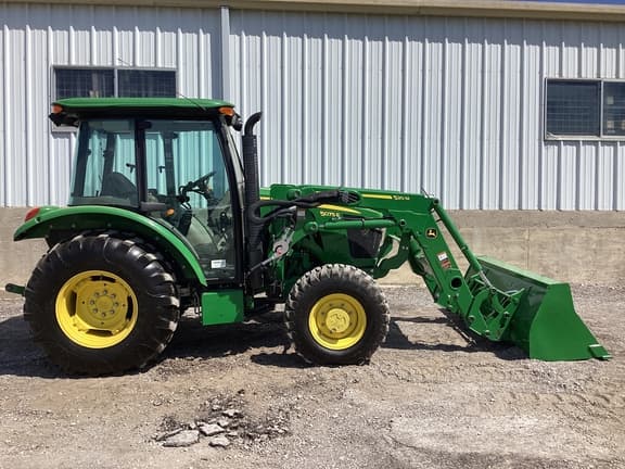 Image of John Deere 5075E equipment image 1
