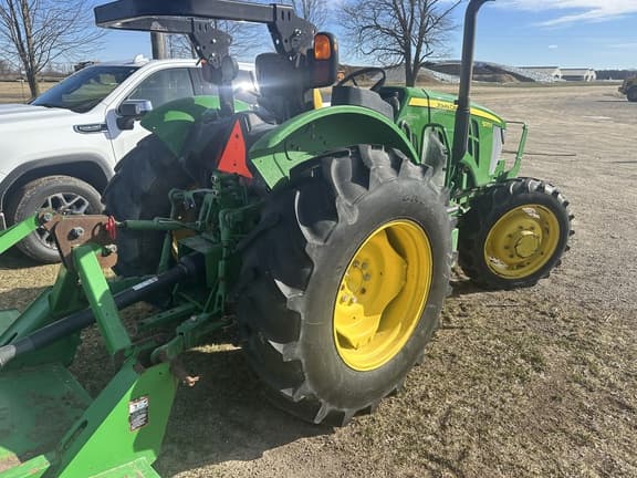 Image of John Deere 5075E Image 1