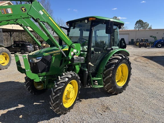 2022 John Deere 5075E Equipment Image0