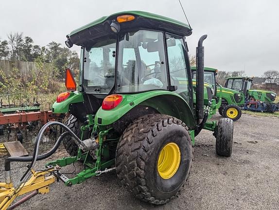 Image of John Deere 5075E equipment image 1