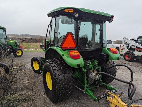 Image of John Deere 5075E equipment image 3