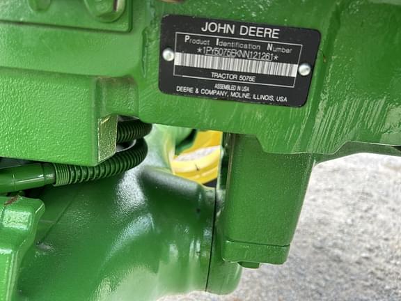 Image of John Deere 5075E equipment image 4