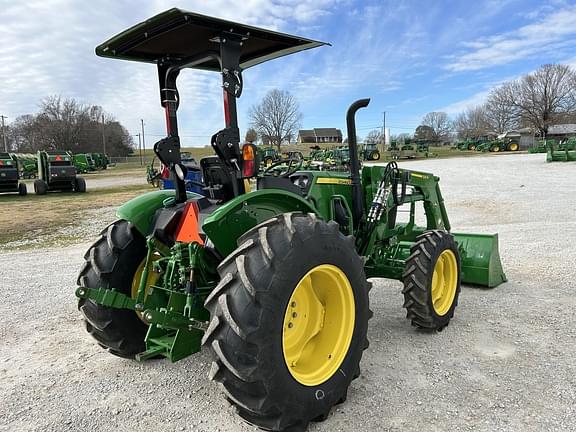 Image of John Deere 5075E equipment image 3