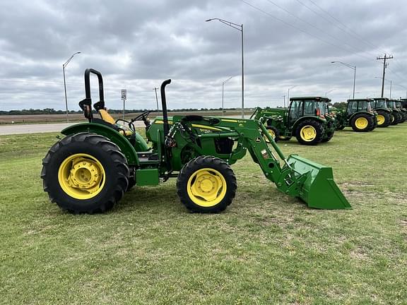 Image of John Deere 5075E equipment image 3