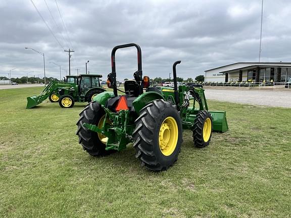 Image of John Deere 5075E equipment image 4