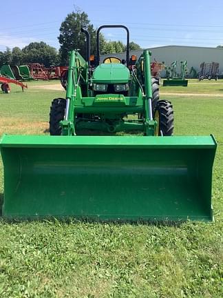 Image of John Deere 5075E equipment image 1