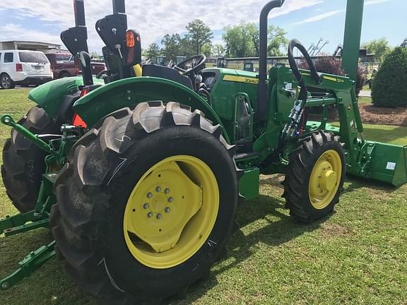 Image of John Deere 5075E equipment image 3