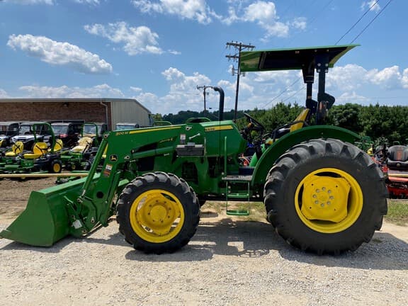 Image of John Deere 5075E equipment image 3