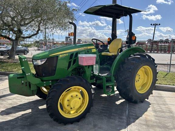 Image of John Deere 5075E equipment image 1