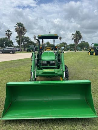 Image of John Deere 5075E equipment image 3