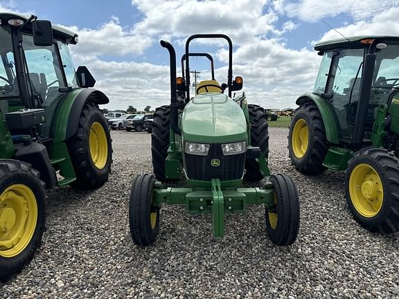 Image of John Deere 5075E equipment image 2