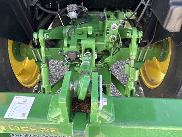 Image of John Deere 5075E equipment image 2