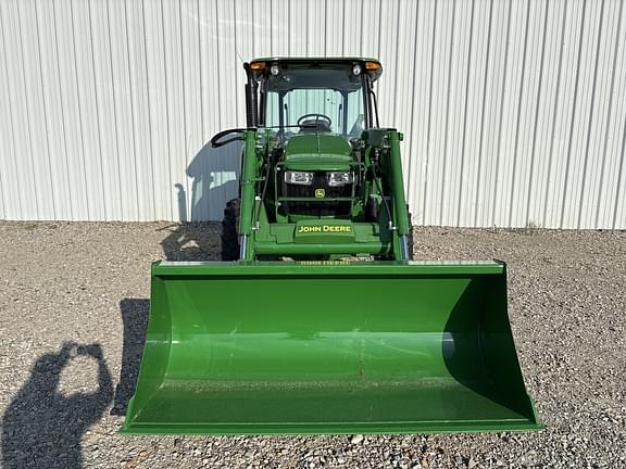 Image of John Deere 5075E equipment image 3