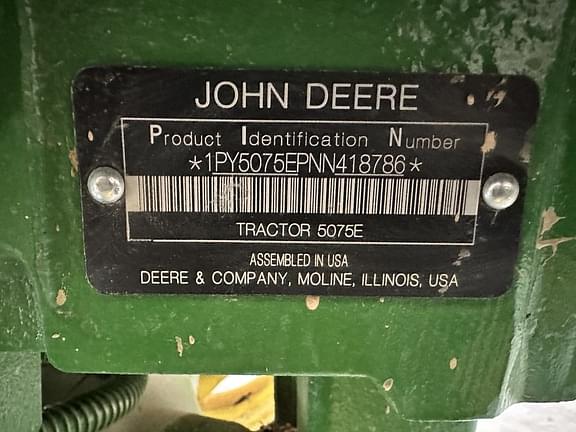 Image of John Deere 5075E equipment image 2