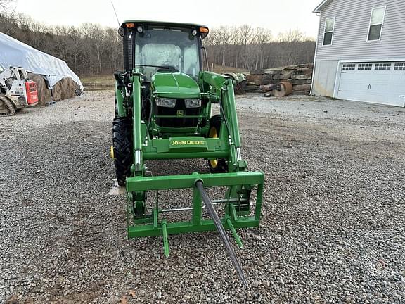 Image of John Deere 5075E equipment image 1