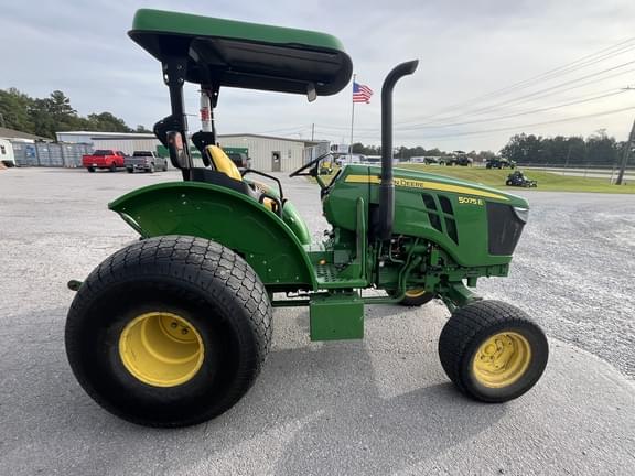 Image of John Deere 5075E equipment image 2