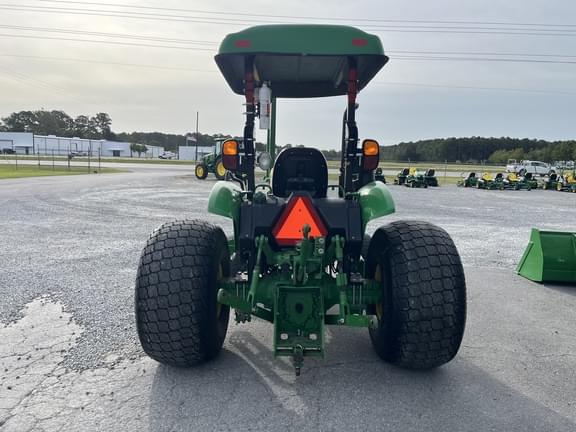 Image of John Deere 5075E equipment image 1
