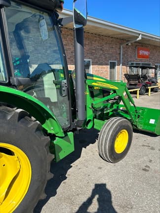 Image of John Deere 5075E equipment image 4
