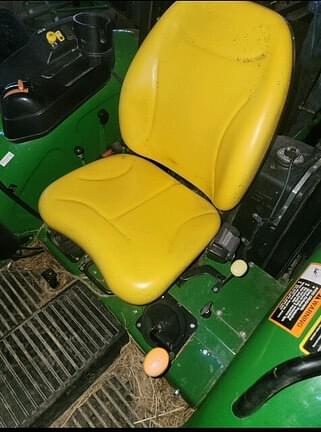 Image of John Deere 5075E equipment image 2