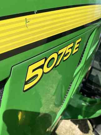Image of John Deere 5075E equipment image 1