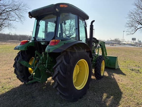 Image of John Deere 5075E equipment image 4