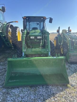 Image of John Deere 5075E equipment image 3
