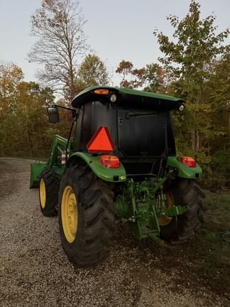 Image of John Deere 5075E equipment image 3