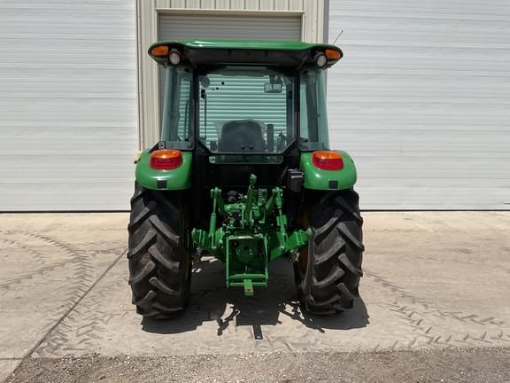 Image of John Deere 5075E equipment image 3