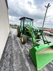 Main image John Deere 5075E 4