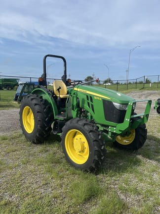 2022 John Deere 5075E Equipment Image0