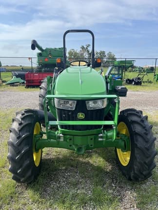 Image of John Deere 5075E equipment image 3