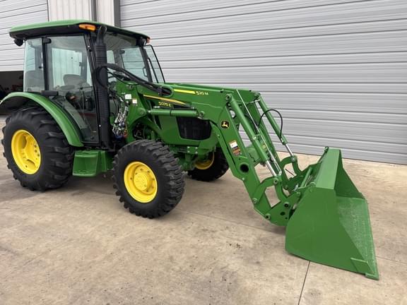Image of John Deere 5075E equipment image 4