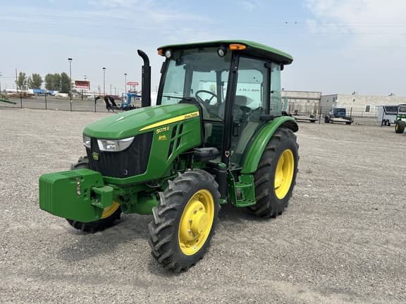 Image of John Deere 5075E equipment image 1