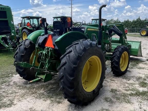 Image of John Deere 5075E equipment image 3