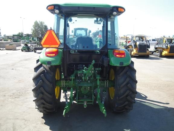Image of John Deere 5075E equipment image 2
