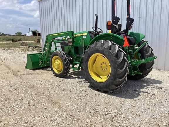 Image of John Deere 5075E equipment image 2