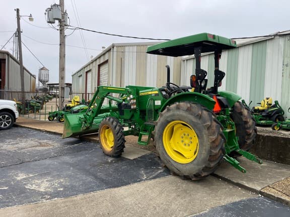 Image of John Deere 5075E equipment image 1