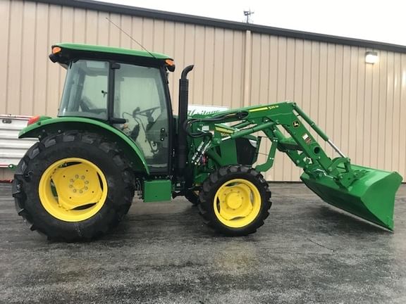 Main image John Deere 5075E