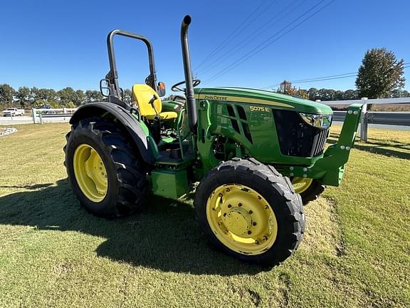 Image of John Deere 5075E Primary image