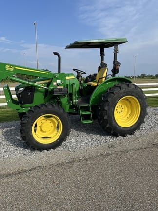 2022 John Deere 5075E Equipment Image0