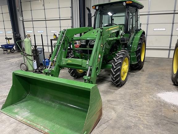 Image of John Deere 5075E equipment image 1