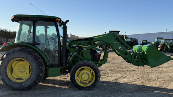 Image of John Deere 5075E equipment image 2