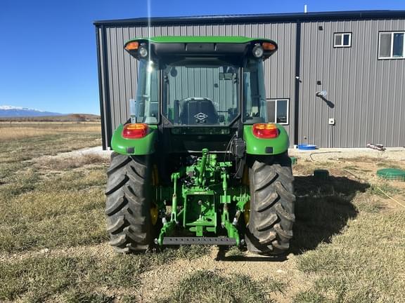 Image of John Deere 5075E equipment image 4