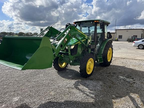 Image of John Deere 5075E equipment image 3