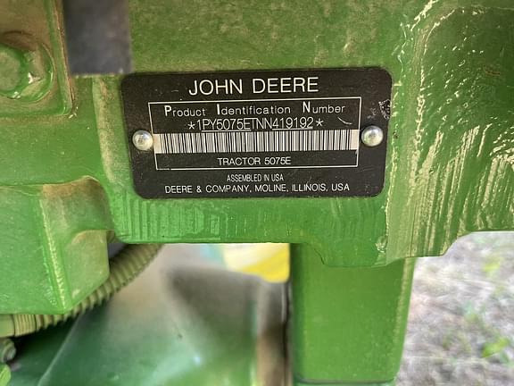 Image of John Deere 5075E equipment image 2