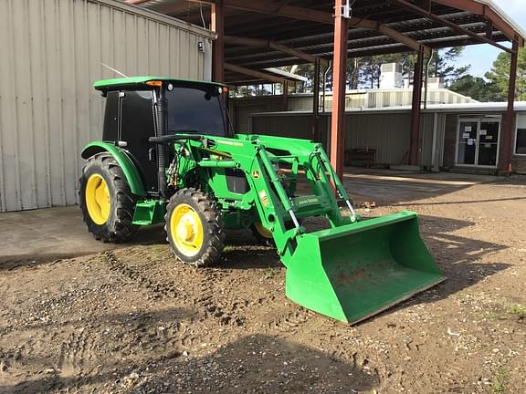 Image of John Deere 5075E equipment image 3