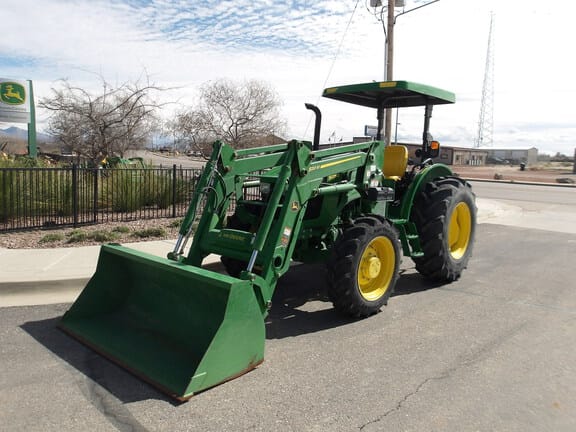 2022 John Deere 5075E Equipment Image0