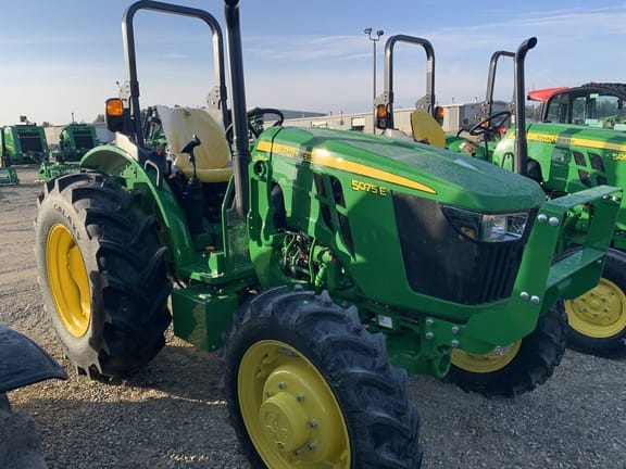 Main image John Deere 5075E